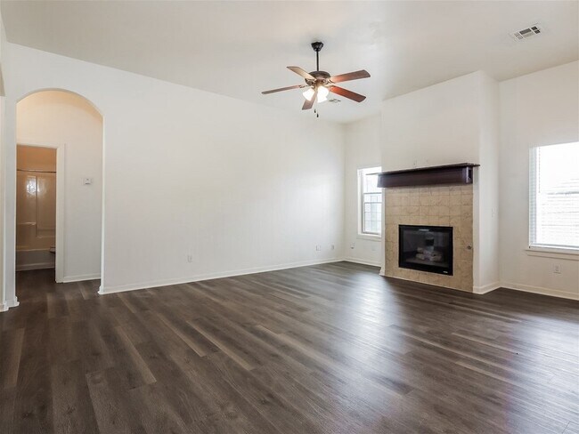 Building Photo - 1501 Tahoe Ln
