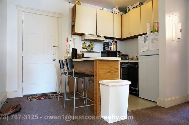 Foto del edificio - 828 Beacon St