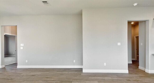 Foto del edificio - 2329 Birdwell Cove