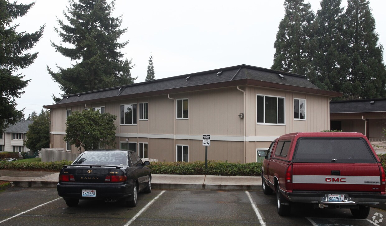 Foto del edificio - Juniper Gardens Apartments