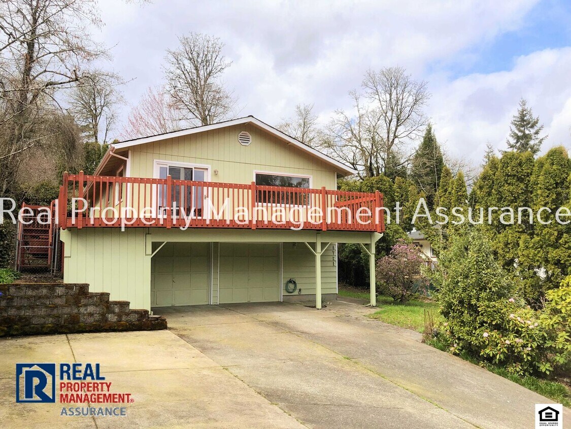 8721 SW 50th Ave, Portland, OR 97219 House Rental in Portland, OR