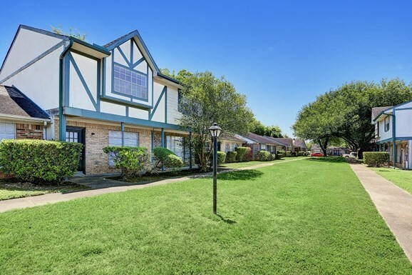 Foto del edificio - 1207 Lyric Ln