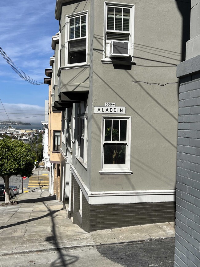 34 Aladdin Terrace, San Francisco, CA 94133 Townhome Rentals in San