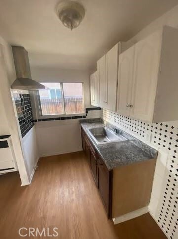 Foto del edificio - 7044 Pierce Ave