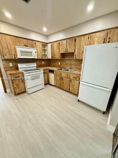 Building Photo - 3931 SW 51st St