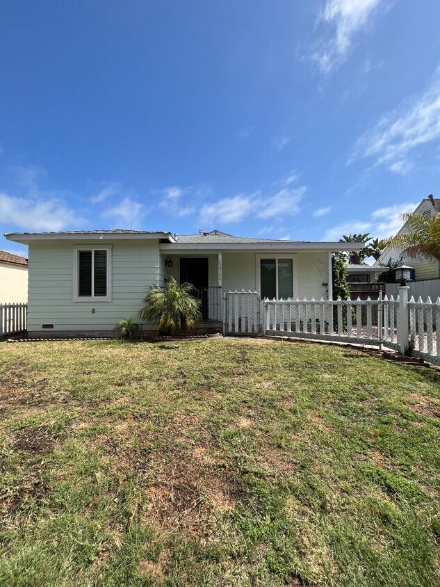 Primary Photo - Spacious Home in Prime Pacific Beach Location