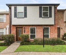 Building Photo - 10328 Briar Forest Dr