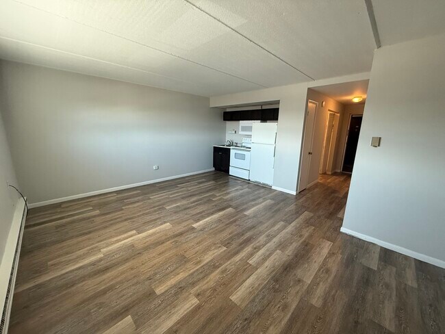 Foto del edificio - 1128 Des Plaines Ave