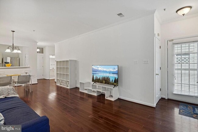 Foto del edificio - 4688 Lawton Way