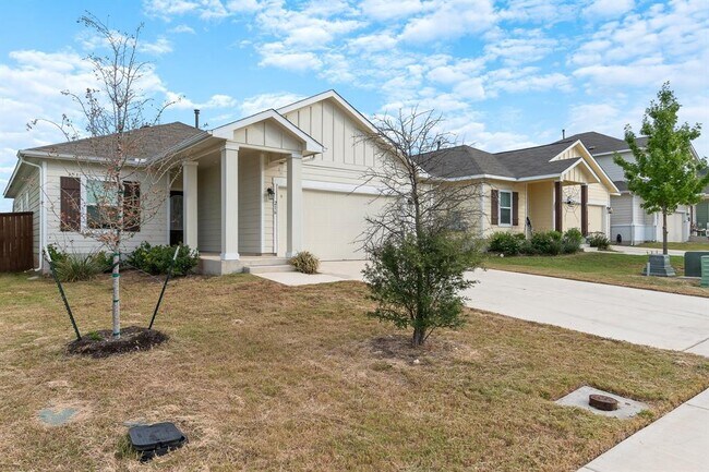 Building Photo - 216 Blue Hibiscus Dr