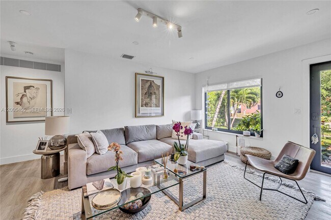 Foto del edificio - 3030 SW 2nd Ave