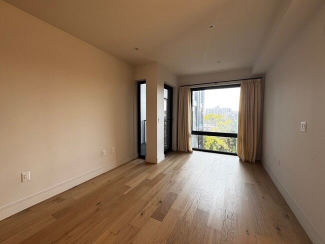 Building Photo - 1 Nevins Hill Way