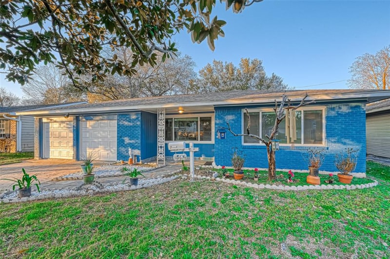 Photo - 5410 De Milo Dr (Houston, TX)