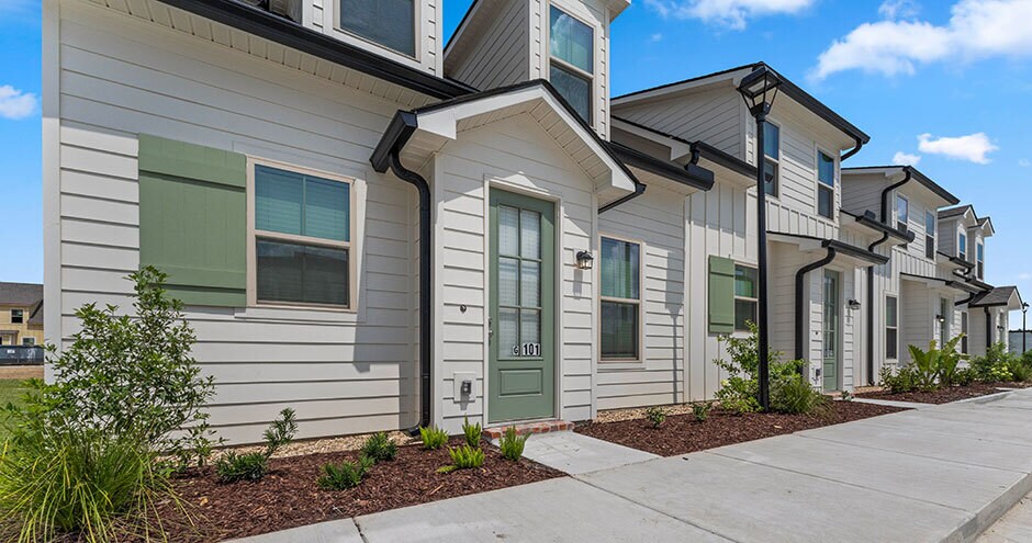 Foto principal - Arabella at Dutchtown Townhomes