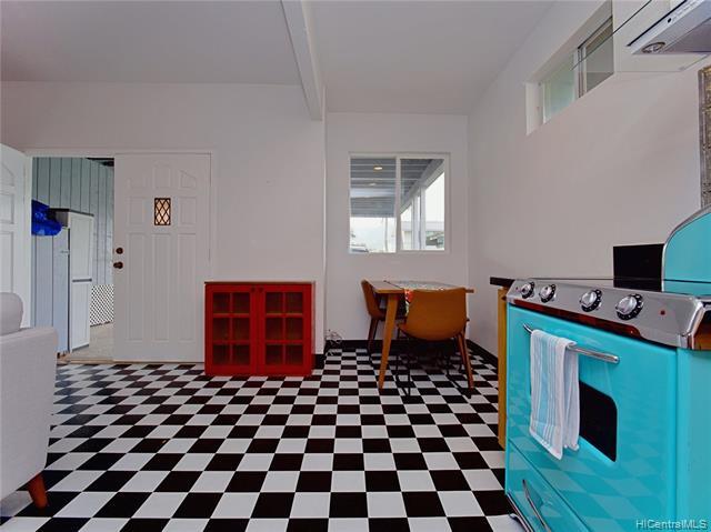 Building Photo - 66-498-498 Kilioe Pl