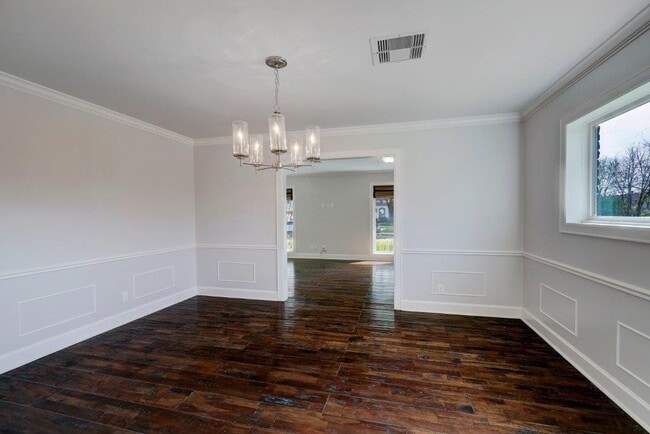 Building Photo - 6260 Briar Rose Dr