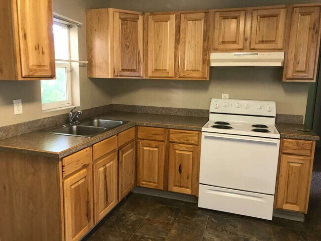 Foto del edificio - Two bedroom in great Ogden Location!