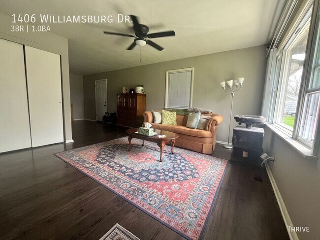 Building Photo - 1406 Williamsburg Dr