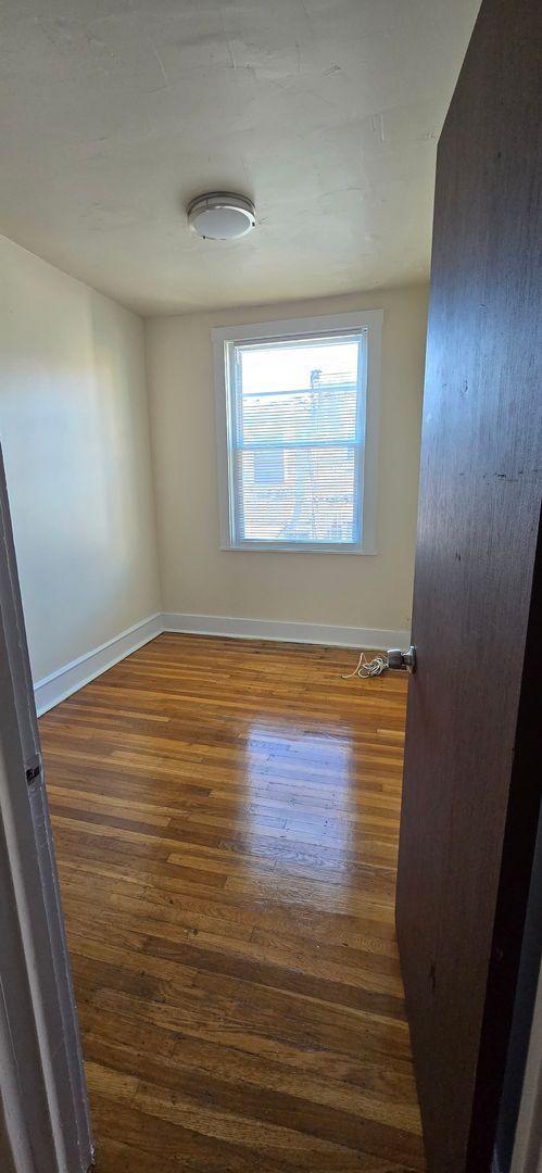 Foto del edificio - 3 Bedroom Home for Rent in Oak Lane