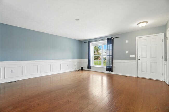 Sala de estar - 6169 Needletail Rd