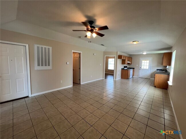 Building Photo - 1149 Misty Acres Dr