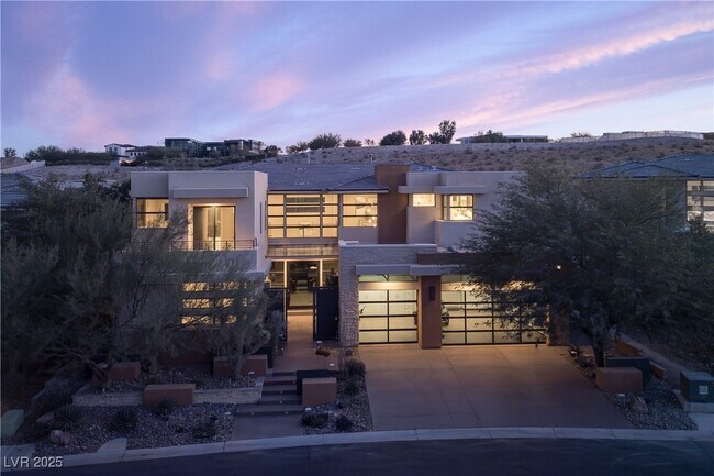 Building Photo - 80 Glade Hollow Dr