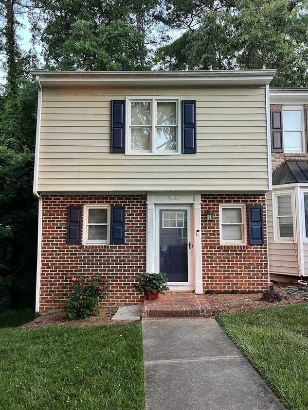 Foto principal - 4131 Kaplan Dr