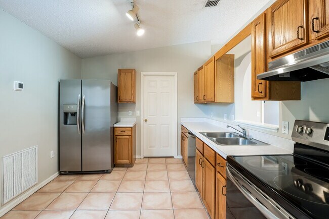 Foto del edificio - 4212 Stonefield Dr