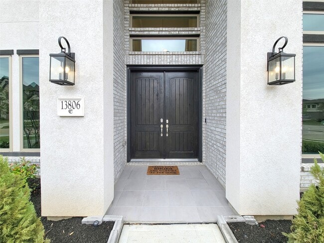 Building Photo - 13806 Friarstone Pointe Dr