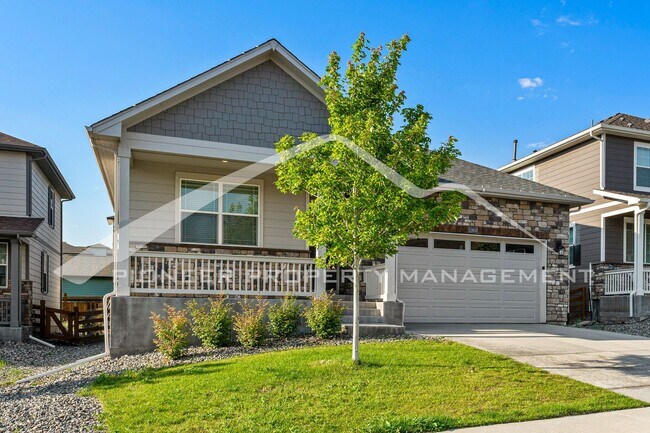 Foto del edificio - Spacious Home with Fenced Yard and Central AC