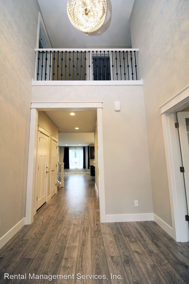 Building Photo - 4 br, 2.5 bath House - 19304 SW Magnolia Ln