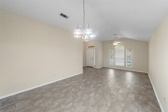 Building Photo - 273 Mesa View