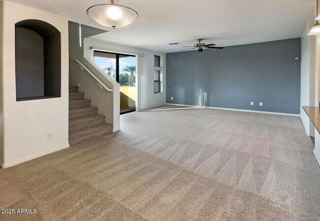 Photo - 123 N Washington St Townhome