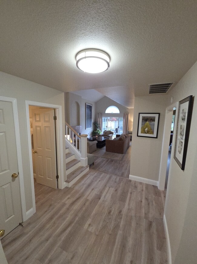 Foto del edificio - 10 Gregory Pl