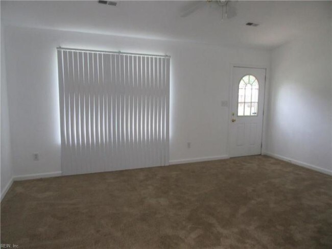 Building Photo - 3 bedroom in Suffolk VA 23434