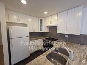 Building Photo - 7780 Margerum Ave