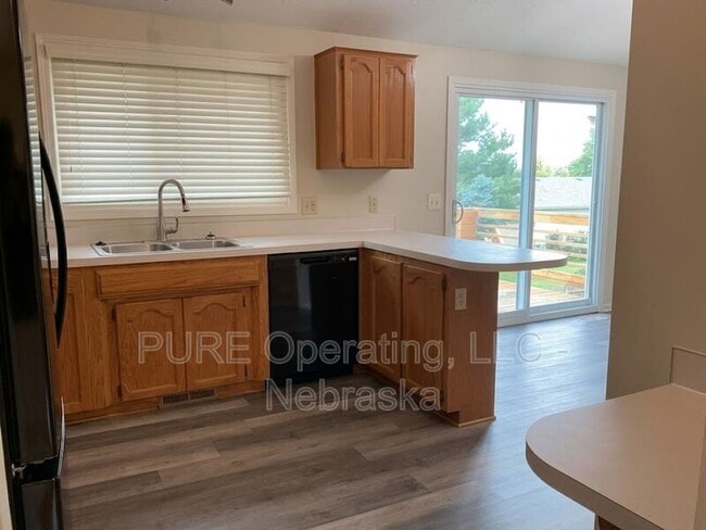 Building Photo - 6408 N 79th Ave