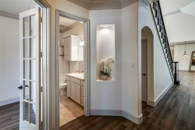 Foto del edificio - 5625 Rowlett Creek Way