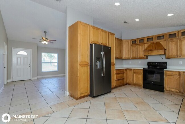 Foto del edificio - 248 Bedford Dr, Kissimmee, FL 34758