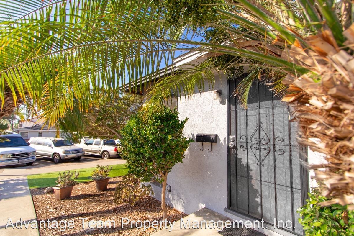Primary Photo - 824-832 Diamond St