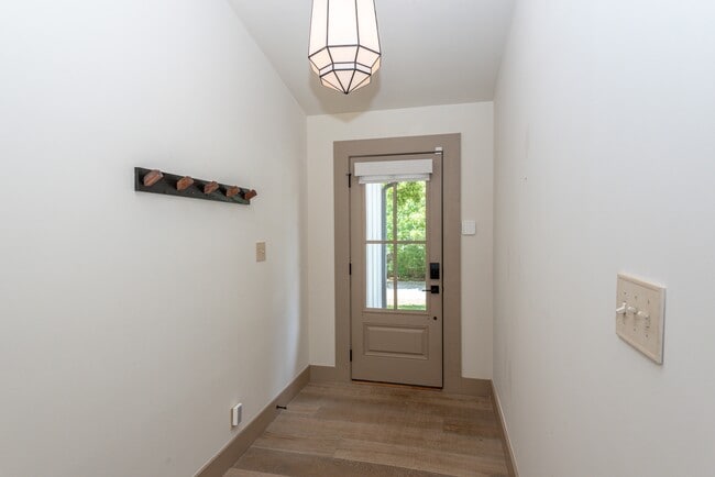 Building Photo - 626 Copperfield Dr
