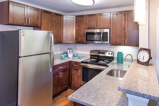 Interior Photo - Misty Ridge