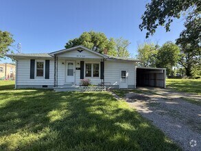 Building Photo - 407 E Osborn St