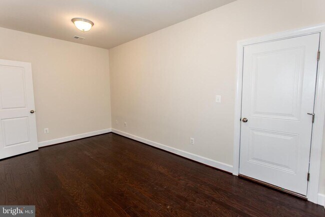 Foto del edificio - 23187 Hampton Oak Ter