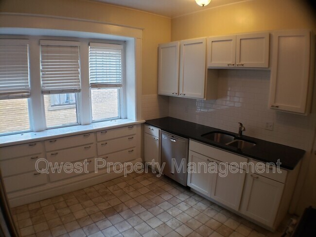 Foto del edificio - 902 Cherry St SE