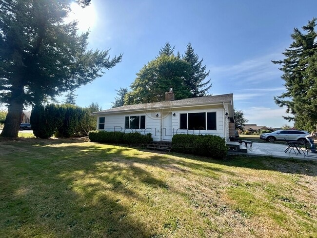 Foto del edificio - 7561 Hannegan Rd