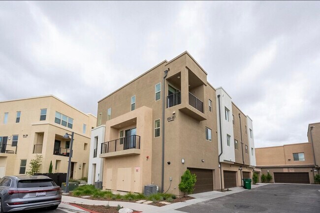 Building Photo - 129 Cadence