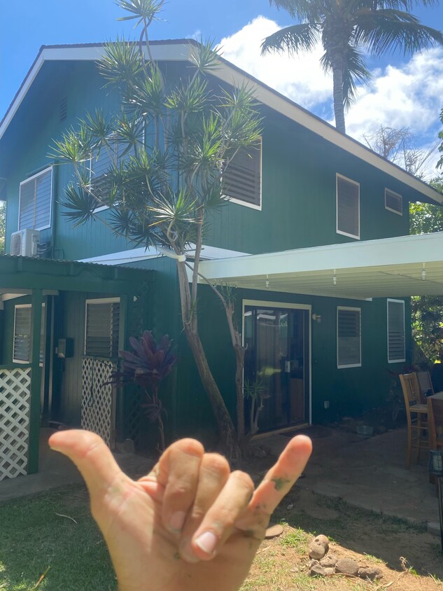 1,200 sq ft - 1656 S Kihei Rd