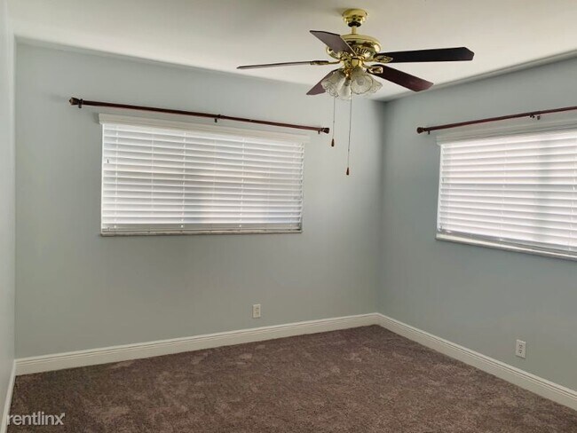 Building Photo - 3 br, 2 bath House - 3021 W Collins St
