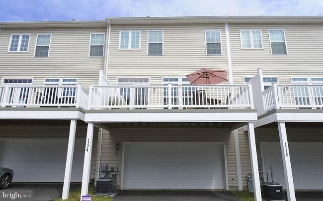 Building Photo - 1774 Compton Ct
